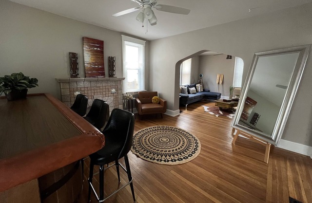 Bourbon Bliss. Long-term stays & Pet Friendly!