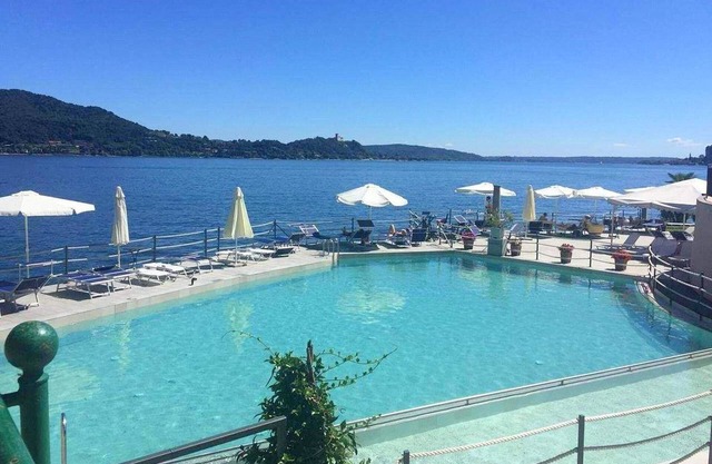 Brand new and elegant residence on Lake Maggiore