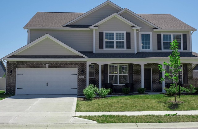 Brand new modern 4 br home w/ spacious floor plan