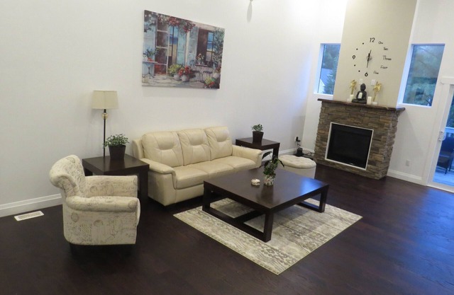 Brand New Spacious Cottage by Simcoe lake