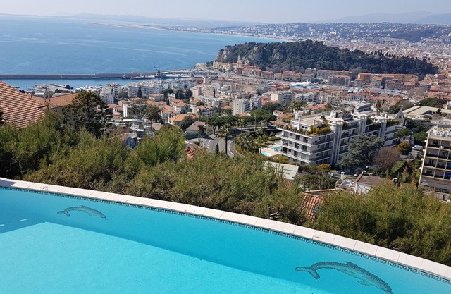 Breath-taking Seaview, 5 Bedroom villa, private pool, overlooking port of Nice .