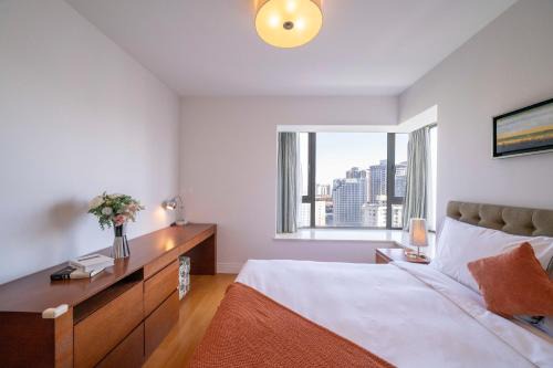 Bright 2BR Apartment Yongxin Century Close to Metro Lines one nine eleven