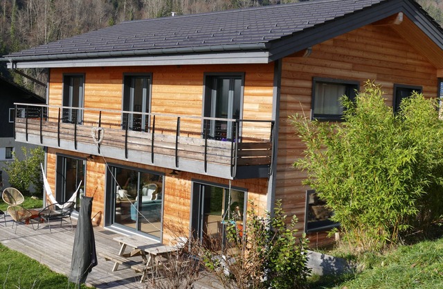 Bright 4-bedroom house