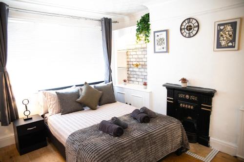 Brighton & Hove 4 bedrooms house with garage