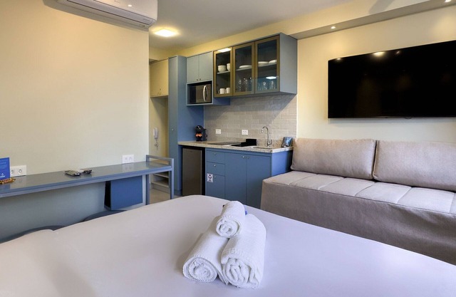 Brooklin | US Consulate + Interlagos | Sleeps 4