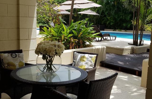 Brownes Condominium 1