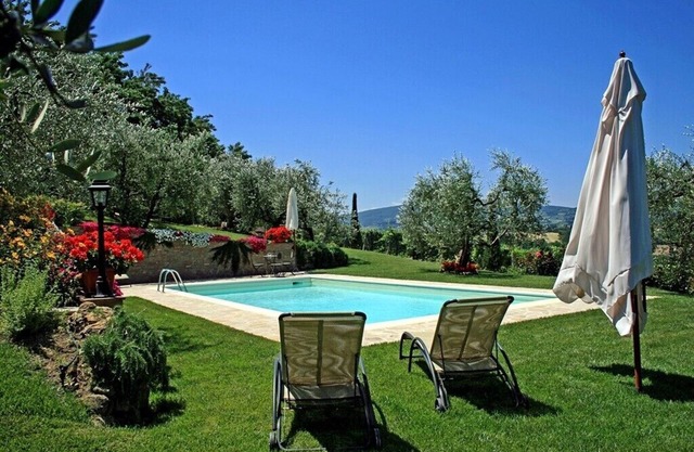 BRUNELLO - Cozy cottage located in a peaceful & panoramic position in Tuscany