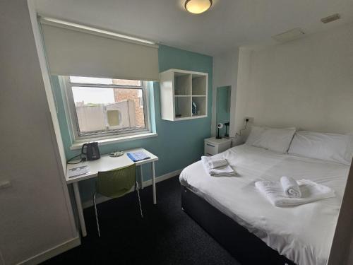 Budget En-suite Room in Coventry City Centre