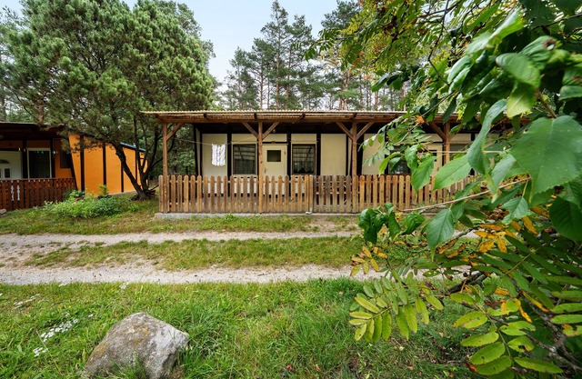 Bungalow '30 - Kimbucht' with Private Terrace and Shared Garden