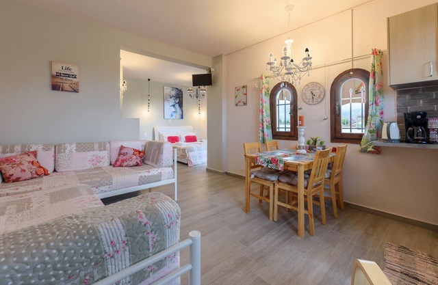 BUNGALOW NEXT TO THE BEACH (POSIDONE) IN MALIA