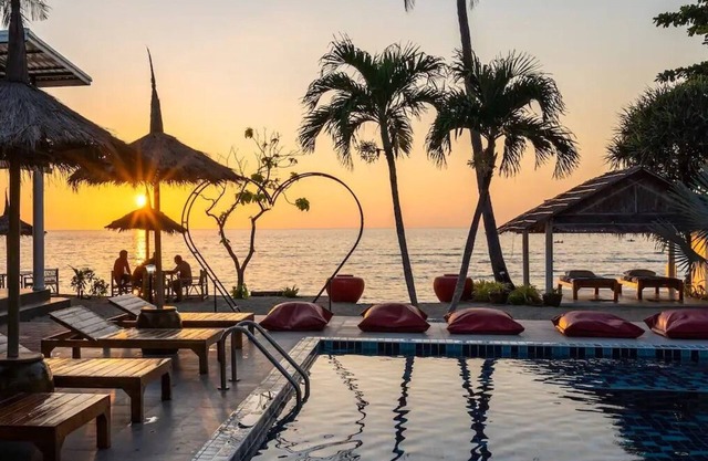 Bungalow - Sleeps 2 - Terrace - Beach Close