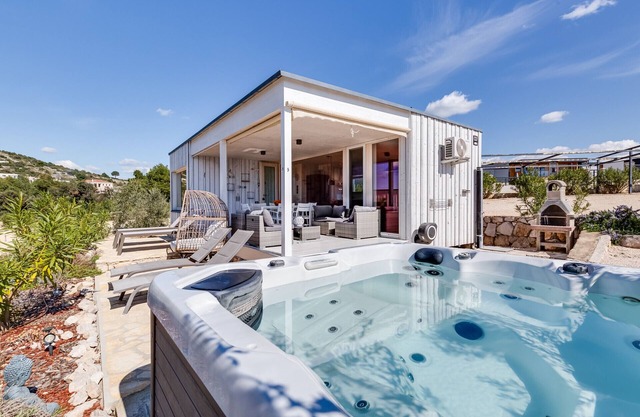 BUQEZ ECO RESORT - Villa #3 - by the sea