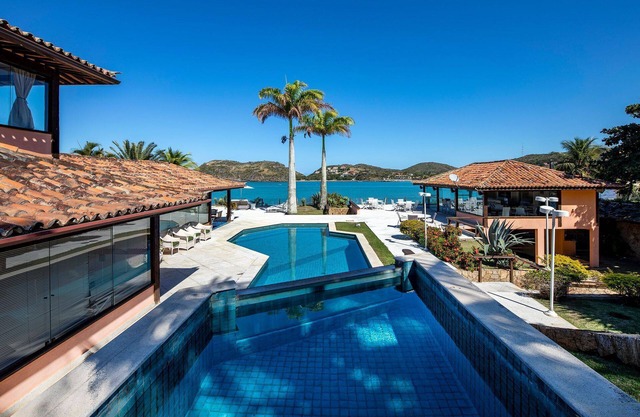 Buz039 - Oceanfront house with pool and tennis court