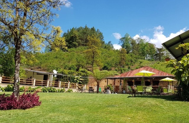 Cabaña completa en granja familiar Li´Kanti