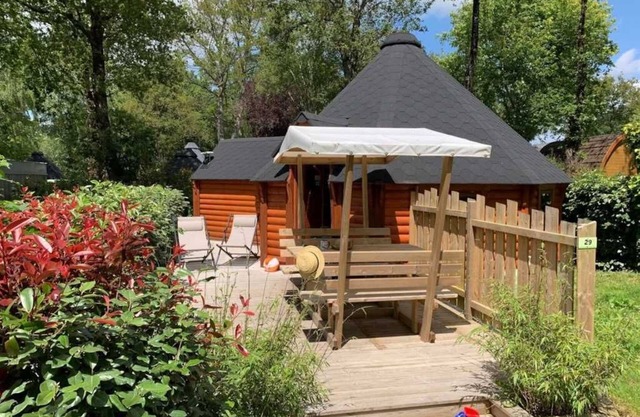 Cabane 4 étoiles - Piscine - eeeddc