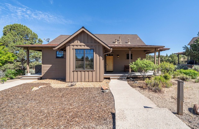 Cabin 75 Brasada Ranch+ Hot Tub and Golf