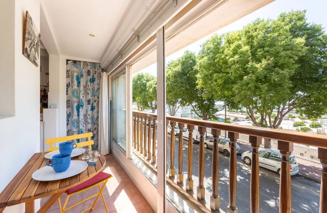 CABINE 56 - Comme une cabine de Bateau à l'entrée du Port