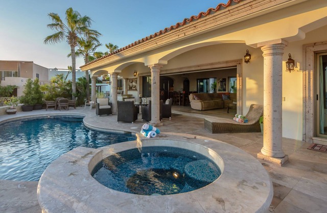 Cabo Hacienda w/Private Pool & Rooftop Terrace!