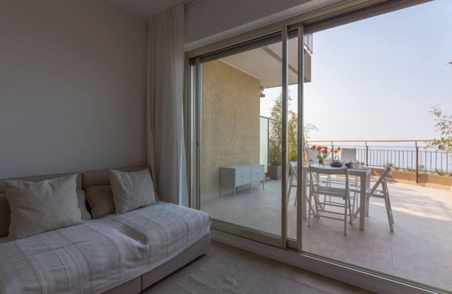 Calandre Suite by Interhome