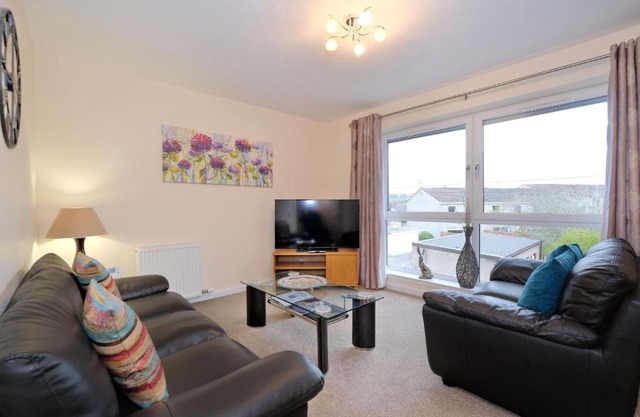 Caledonia Newhills Apartment