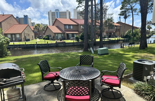 Calendar wide open for Aug-Oct. Enjoy beaches without the crowd. Book now