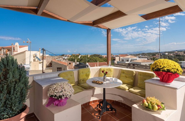 Calergi Residence 10 - 2 BDR Ap/t -Amazing Terrace -Pool Paradise