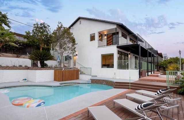 California Dream Home w/Pool, Jacuzzi