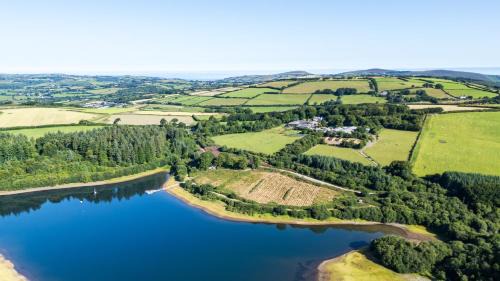 Calvert Devon Lodges