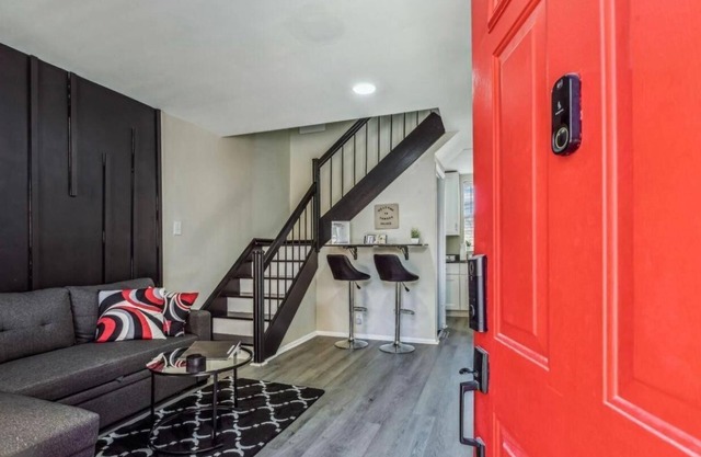 Camden's Little Charm-Walking Distance Stadium & Convention, University of MD