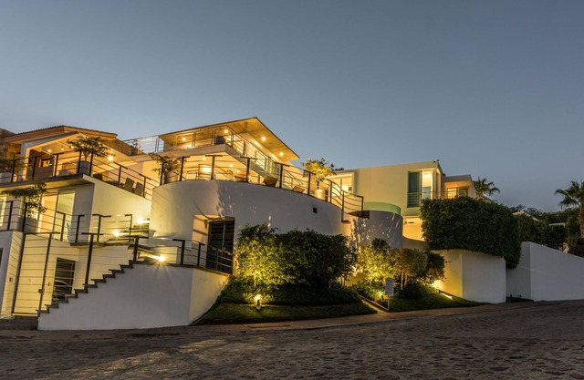 Camino de Pacifico in Pedregal - A Modern Showcase in Mexico's Paradise