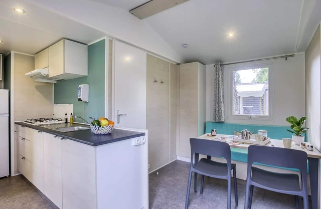 Camping Romanée La Plage * - Comfort mobile home 3 rooms 4 people