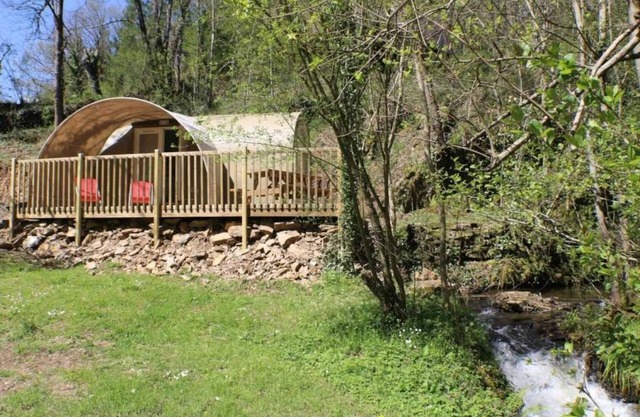 Camping 3 étoiles - Piscine - eec0ca