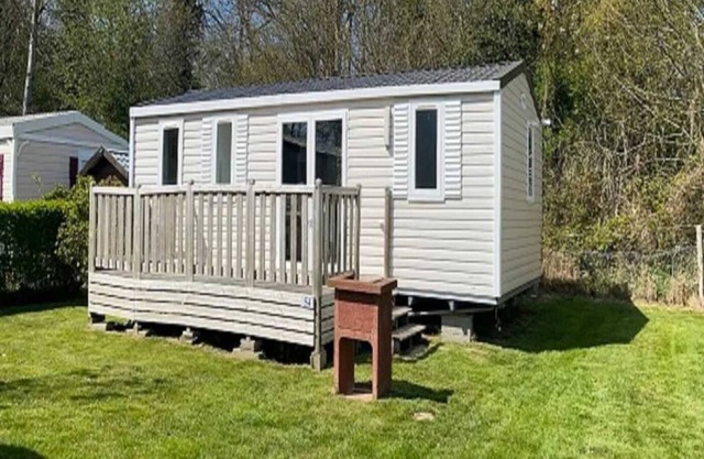 Camping 3 étoiles - Piscine - ccbbhib