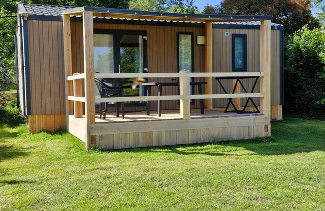 Camping 4 étoiles - Piscine - ccbbhch