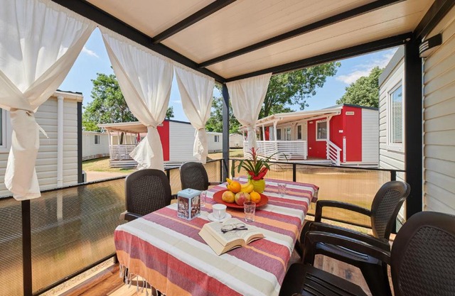 Camping Adria Mobile Home Park Umag