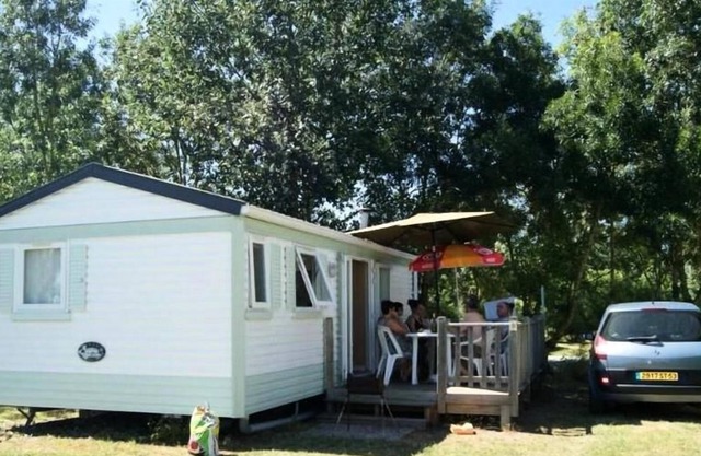 Camping Le Merval ** - Mobile home 3 Rooms 4 Persons