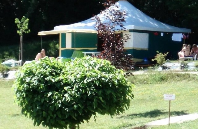 Camping Les 2 Lacs *** - Bungalow Pagan 3 Rooms 5 People