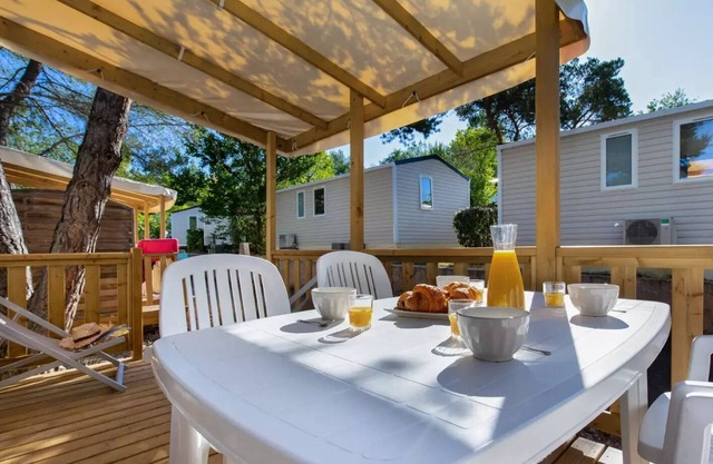 Camping Paradis La Pinède* - Mobile home Romarin 2 Rooms 2 People Air Conditioned