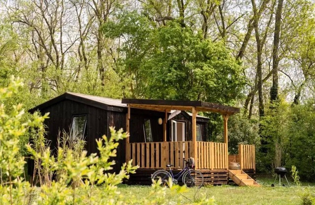 Camping Slow Village Loire Vallée* - Premium cabin 4 people