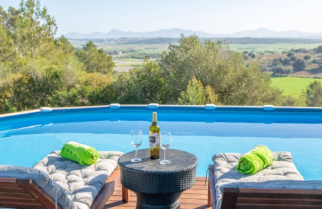 CAN GREVER - Charming country house with private pool. Ideal for couples.