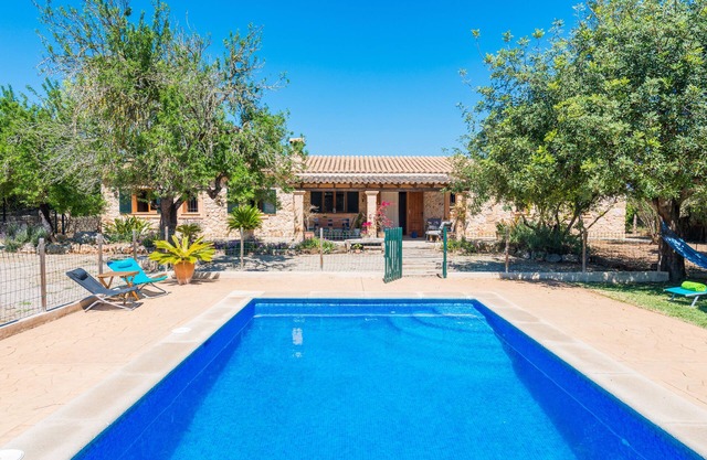 CAN RAFALINO - Villa with private pool in Inca. Free WiFi