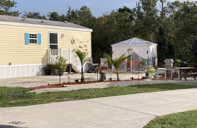 Canadian Winter Haven@Lake Grassy Resort Special Jan-April 90 day Min. 69 Daily