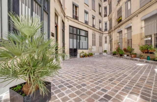 Canal Saint Martin studio