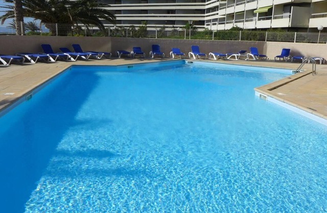 Canet plage studio with pool sea view direct beach access