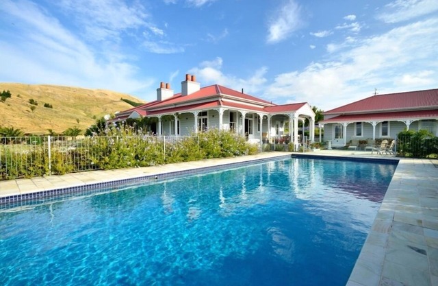 Cape South Homestead - Character Homestead in a beautiful country setting