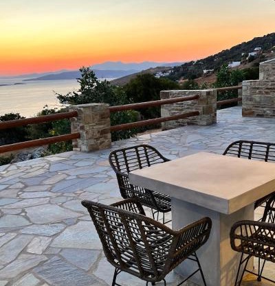 Captain's Pounda Suite