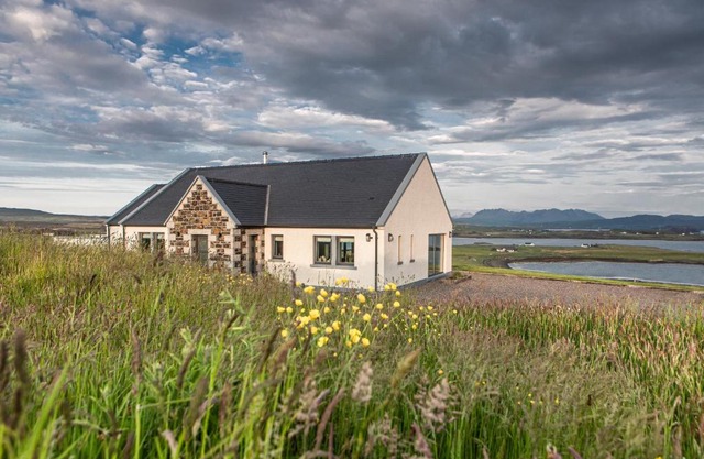 Captain's Rest with Hot Tub and Sauna