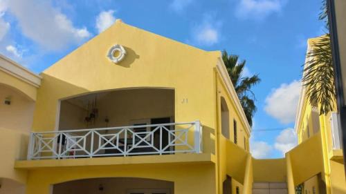 Caracara J1 Relax & Dive Resort Bonaire Village