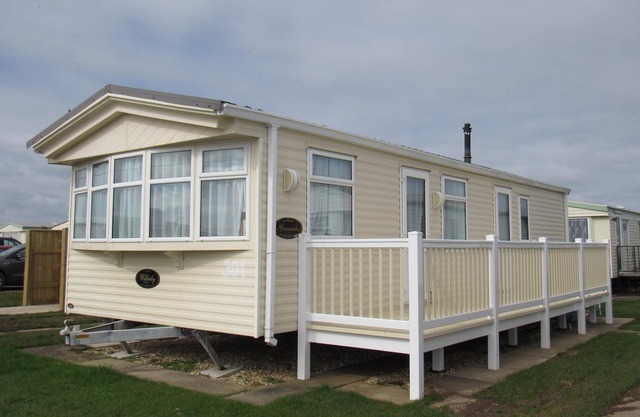 Caravan -Chapel, Skegness with Decking from March