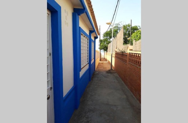 Casa a pie de playa, con patio. Zona Miramar.